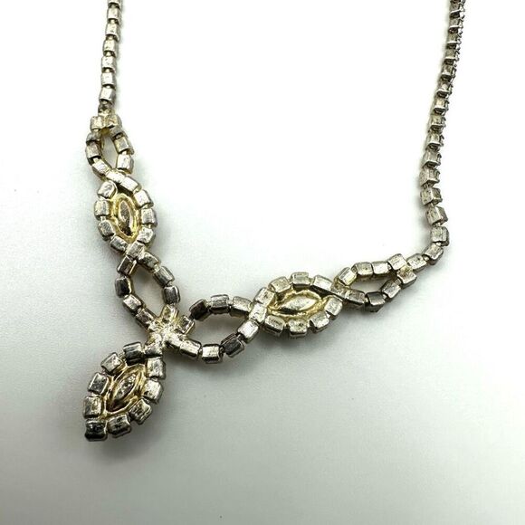 Rhinestone necklace - Picture 6 of 10